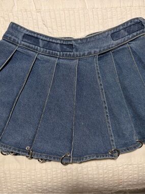 Blue Denim Pleated Mini Skirt with o Ring Trim Akira